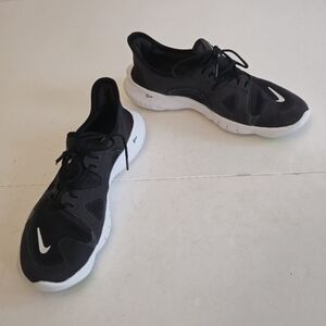 Nike Free 5.0 Volt Women's Black Shoes Sneakers Size 9.5 AQ1316-003